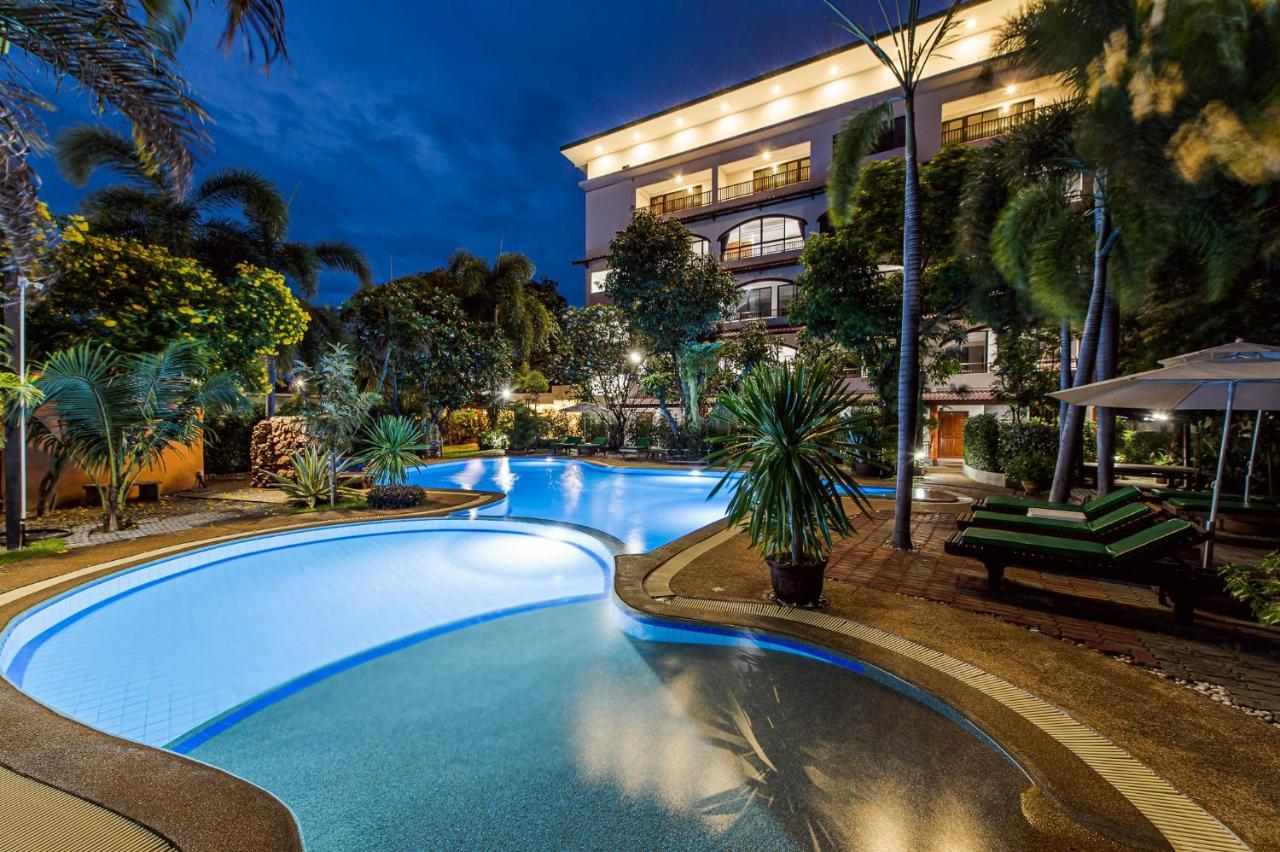 Prinz Garden Villa HHQ Extérieur photo