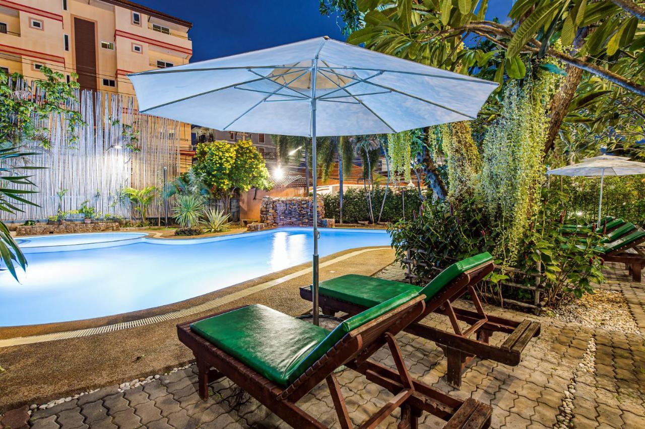 Prinz Garden Villa HHQ Extérieur photo